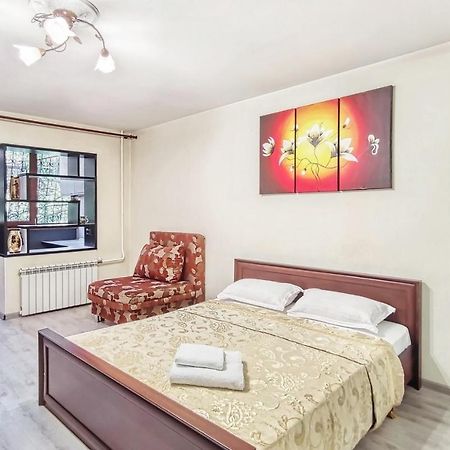 Апартаменты 10-Й Микрорайон, 5А Almatı Dış mekan fotoğraf