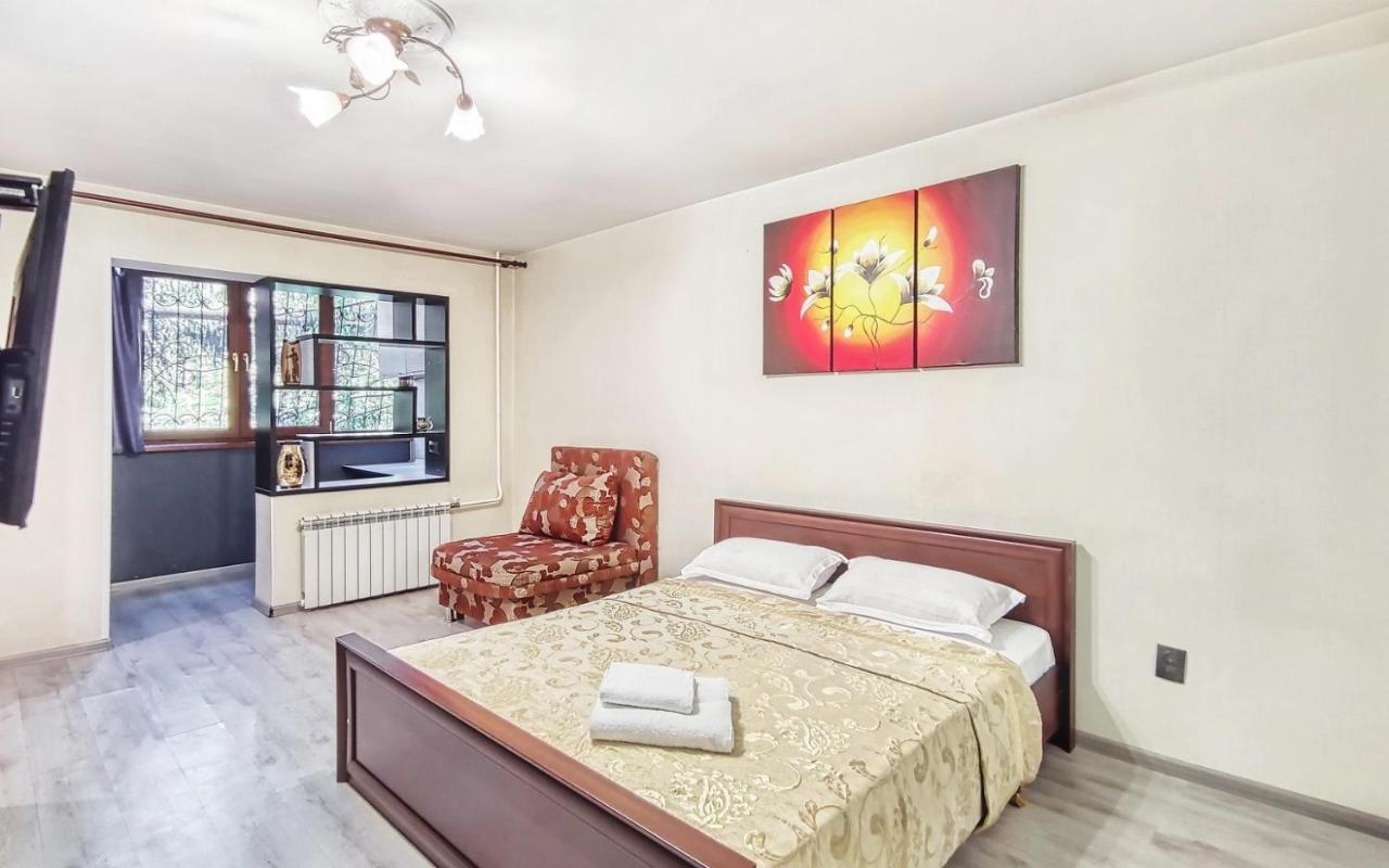 Апартаменты 10-Й Микрорайон, 5А Almatı Dış mekan fotoğraf